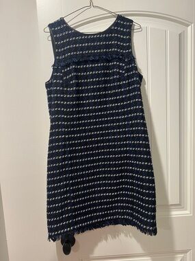 Ann Taylor Sleeveless Navy Tweed Shift Dress - Navy / White size 10